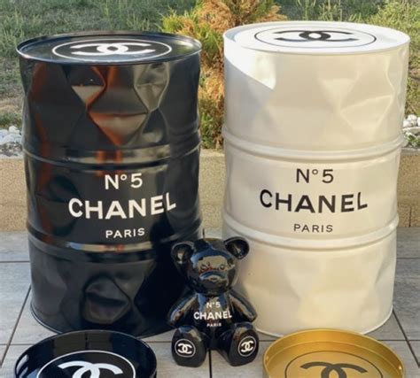 Baril deco chanel.